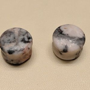 Marbled stone plugs 5/8"